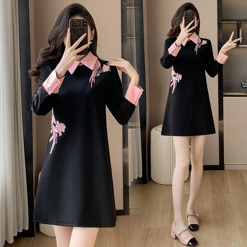 大码新中式绣花改良旗袍裙子秋季新款女装胖MM气质显瘦遮肚连衣裙