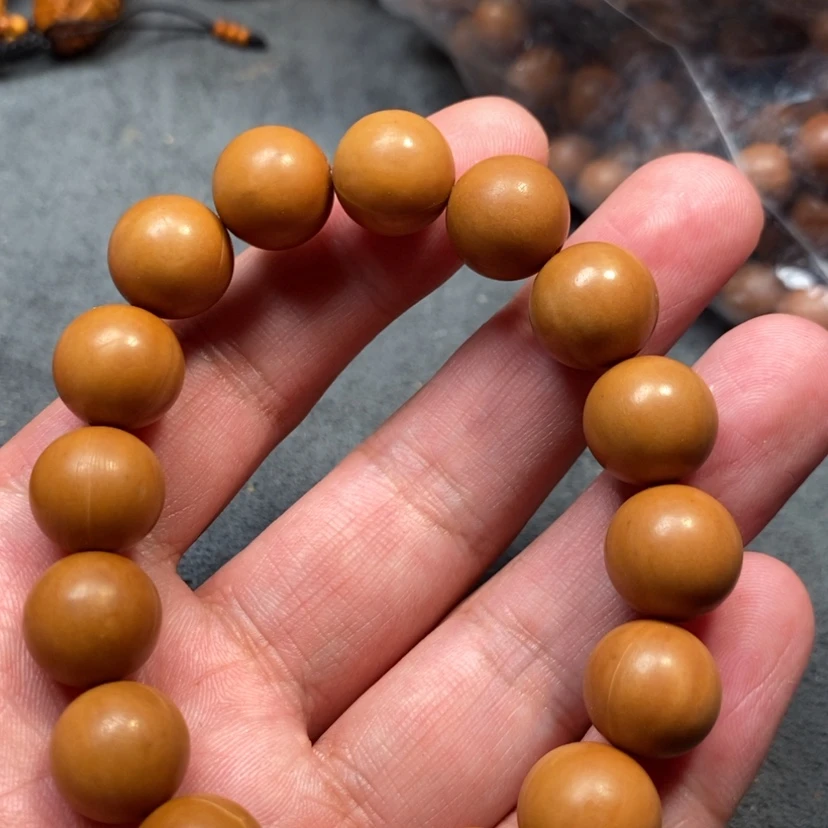 【闪购商品】橄榄核吊坠