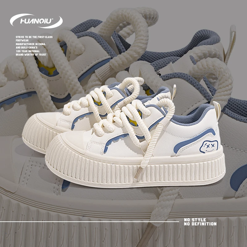 环球爆款百搭小白鞋女款2024新款秋季厚底休闲女鞋潮流小众板鞋女