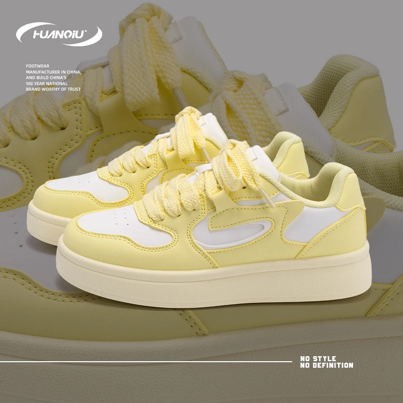 环球冬季新款休闲板鞋女2025加绒爆款黄色百搭女鞋小众厚底小白鞋