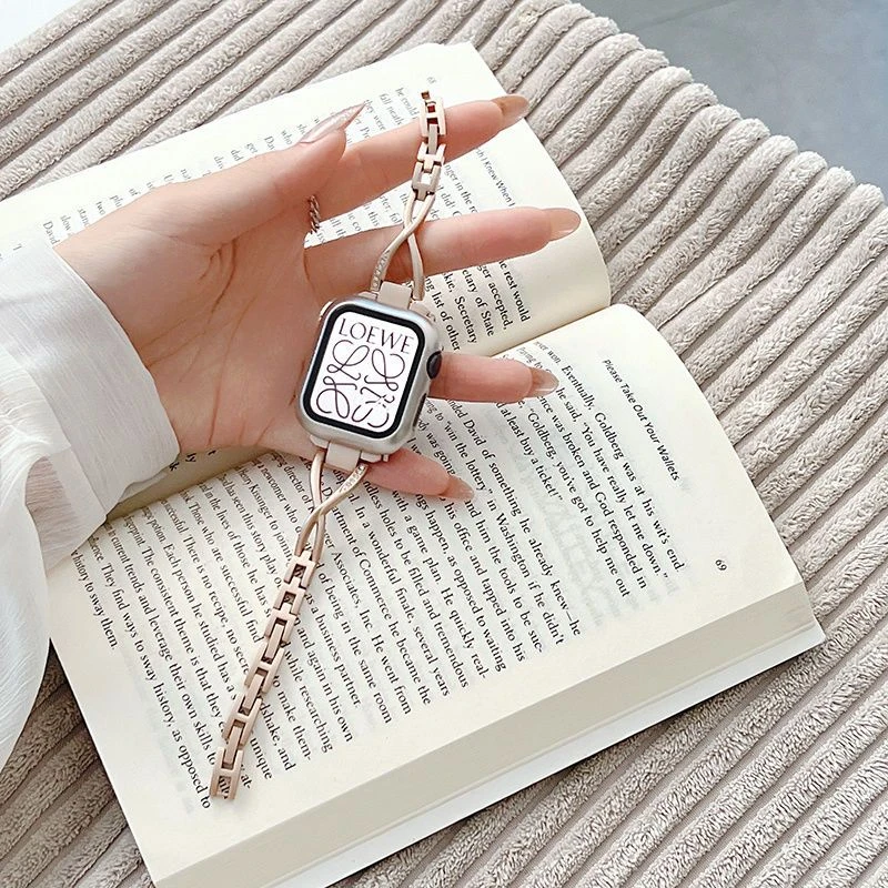 适用ApplewatchS9Ultra苹果iwatch8765SE2奢华金属镶钻链条手表带