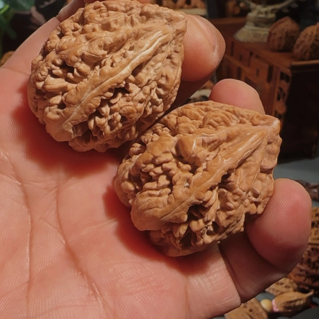 【闪购商品】桃核把件i**H5