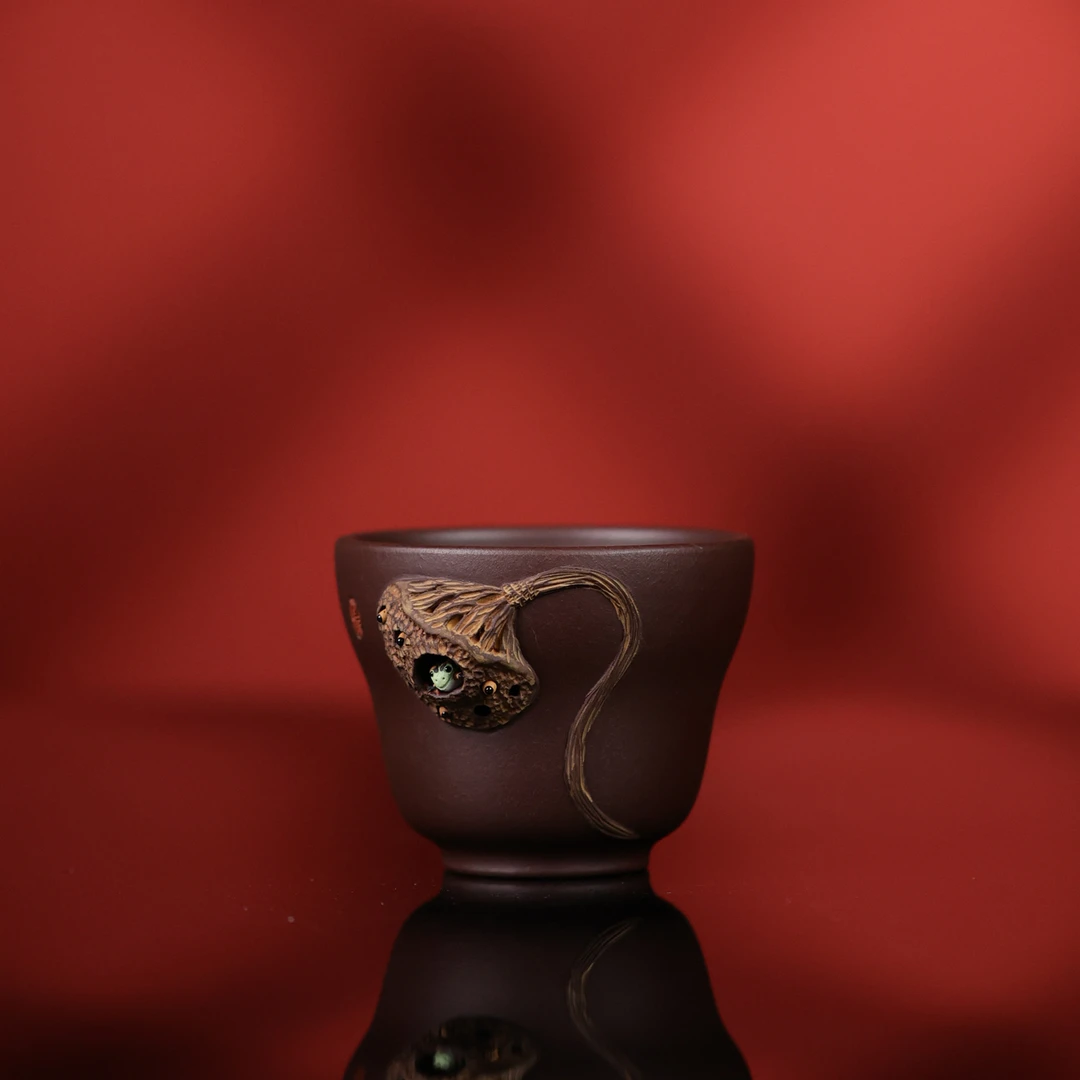【利贞 | 青蛙莲子主人杯】原矿紫泥 140cc 手工制作 仿生紫砂杯
