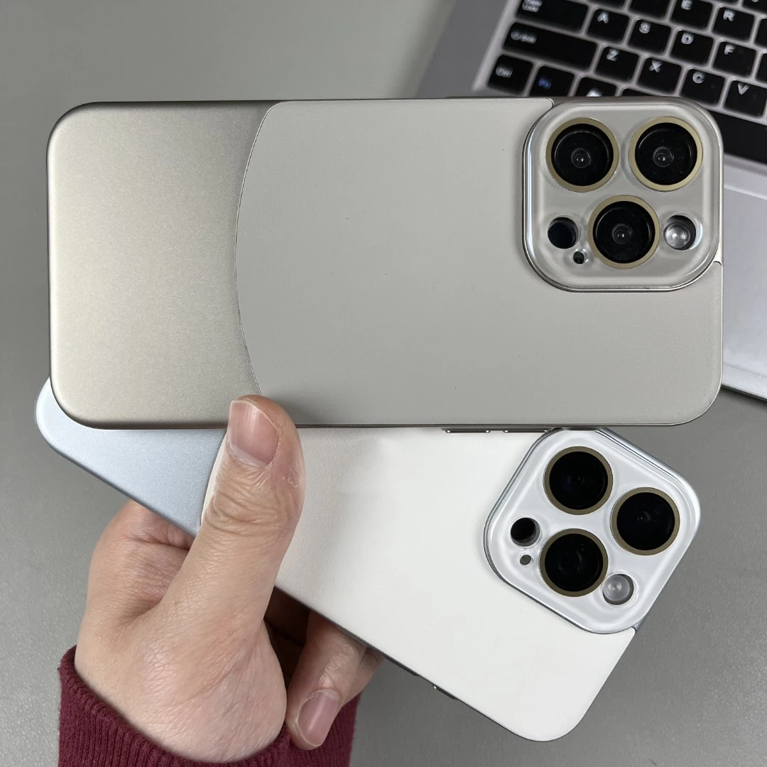 新款拼色素皮苹果15promax手机壳iPhone14pro/13/12全包防摔护镜