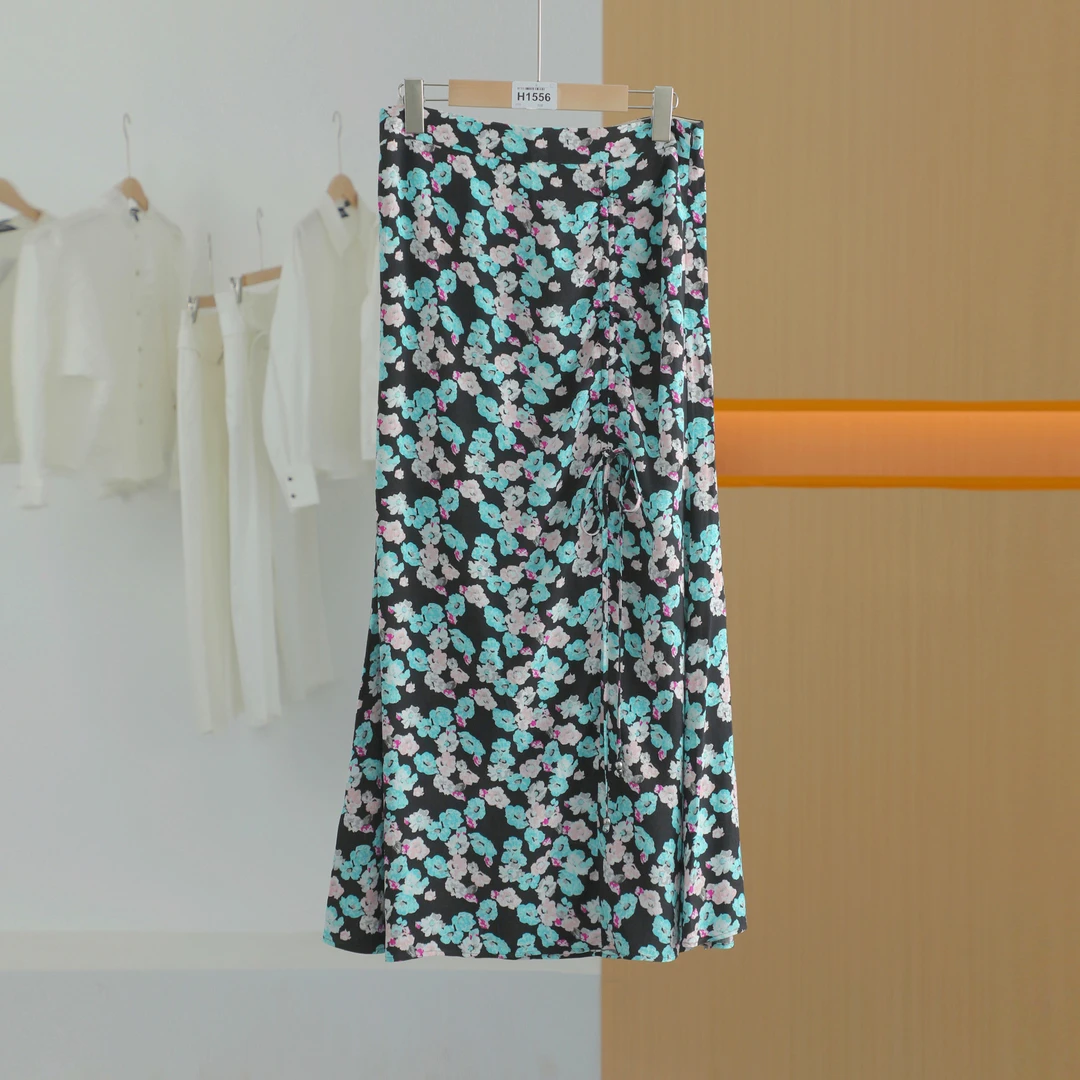 【唐长老自营】货号H1556女装新款清新碎花半身裙HBL