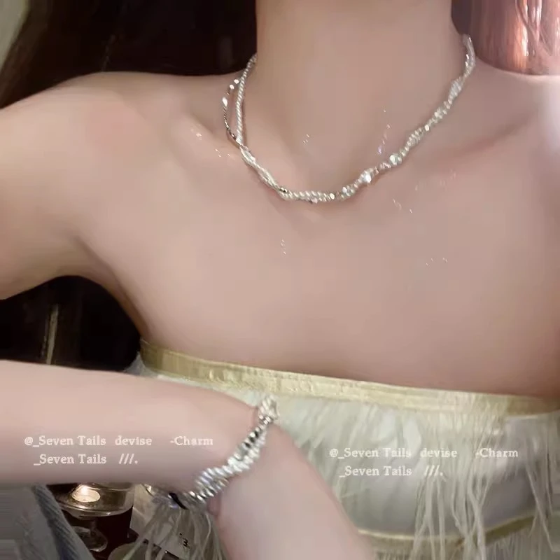 合金项链 缠绕叠戴项链女2024早春新款轻奢小众锁骨链高级感颈链