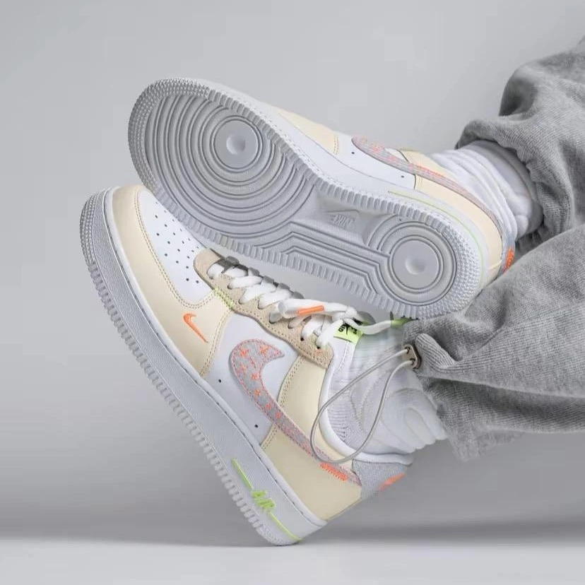 Nike耐克Air Force 1 Low AF1 低帮白棕男女浅灰色板鞋FB1852-111