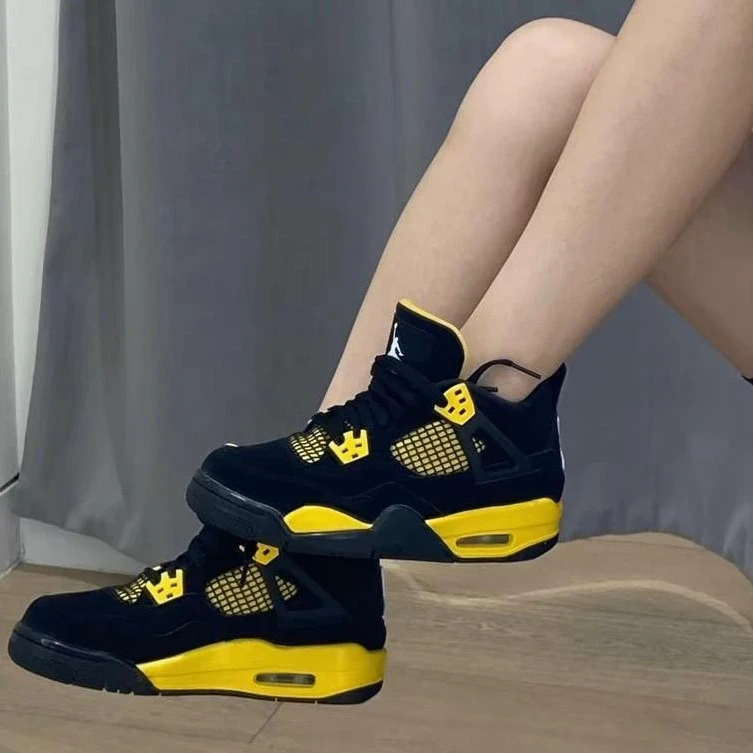 NIKE/耐克AIR JORDAN 4 GS女款雷公黑黄中帮复古篮球鞋408452-017