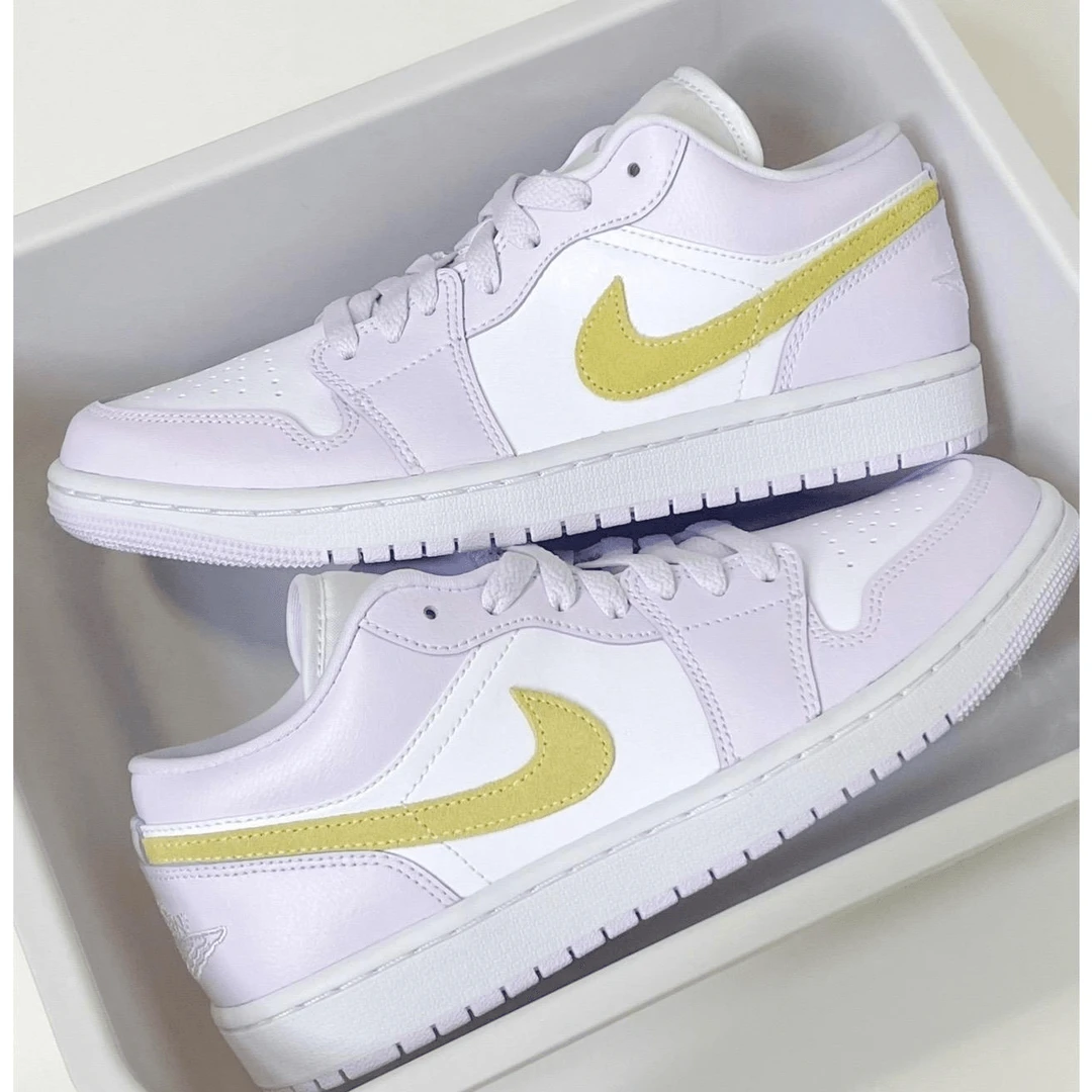 NIKE/耐克Air jordan 1 low AJ1 女款低帮运动板鞋白紫DC0774-501