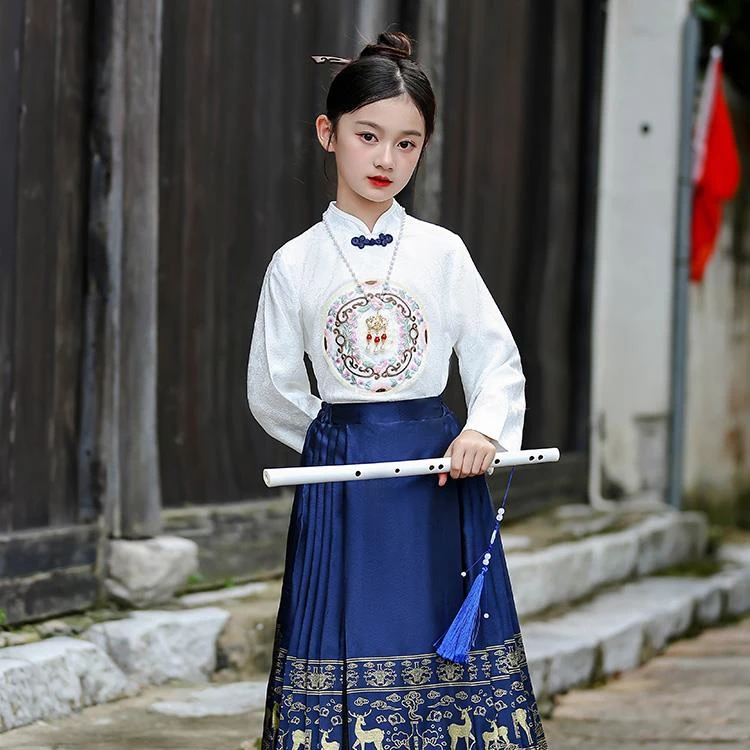 女童春装马面裙套装2024新款儿童中国风汉服古风秋季洋气唐装裙子