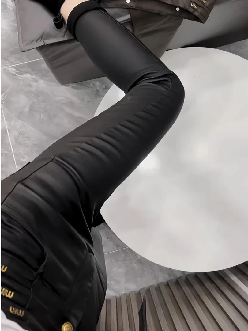 秋冬欧货时尚洋气显瘦外穿弹力裤百搭涂层金属扣腰打底裤子小脚裤