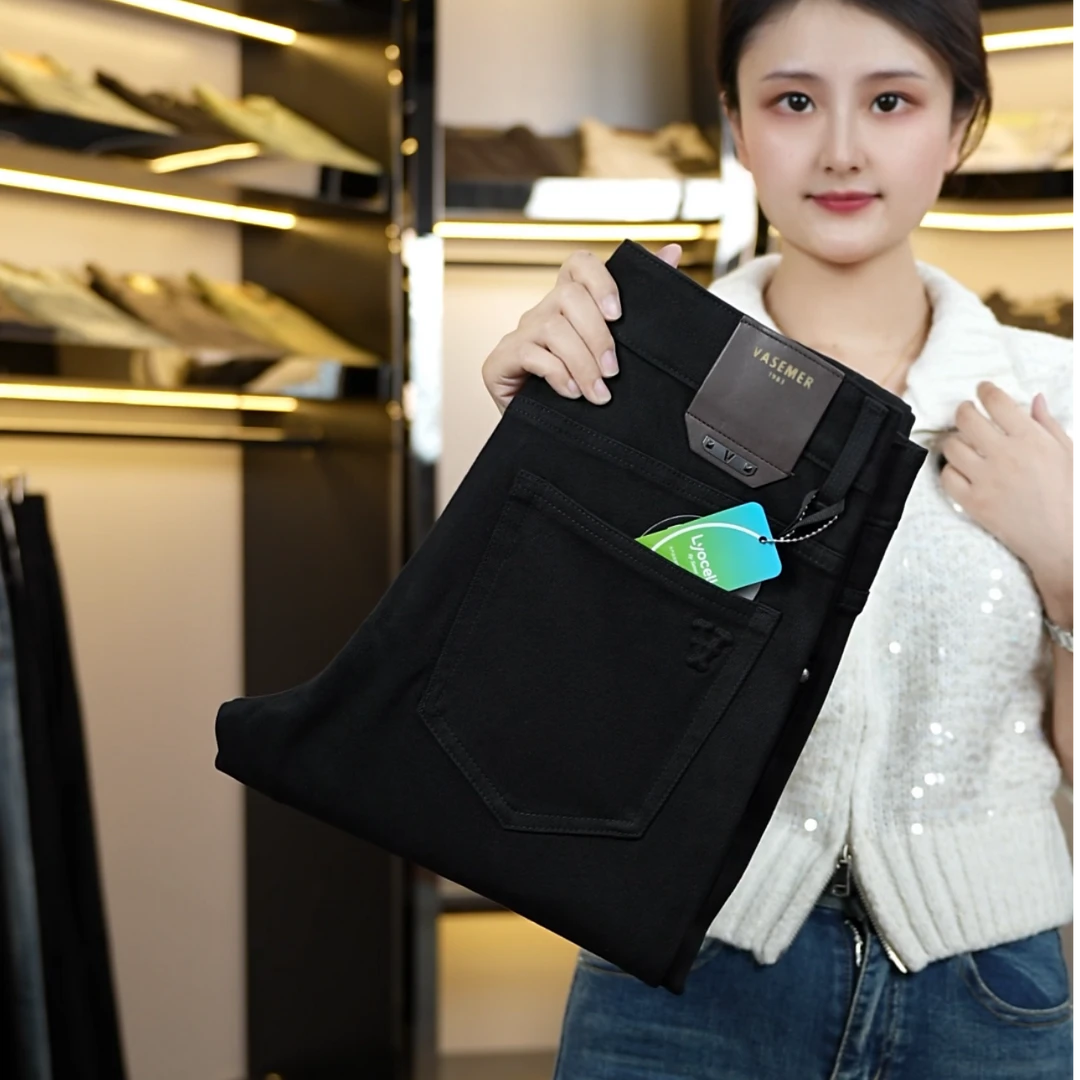 2024秋冬黑色简单百搭显瘦款男士修身小直筒牛仔裤