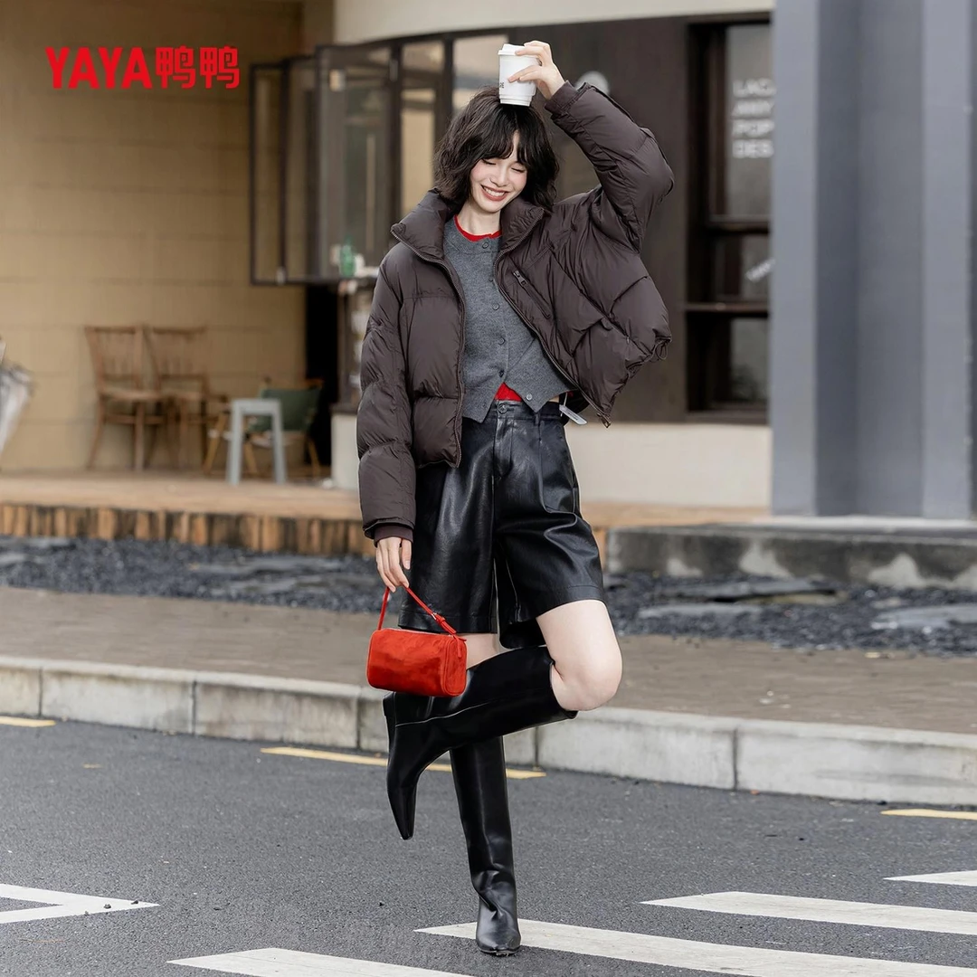网红洋气炸街女装YAYA/鸭鸭新款短款羽绒服女款爆款2025新款正品