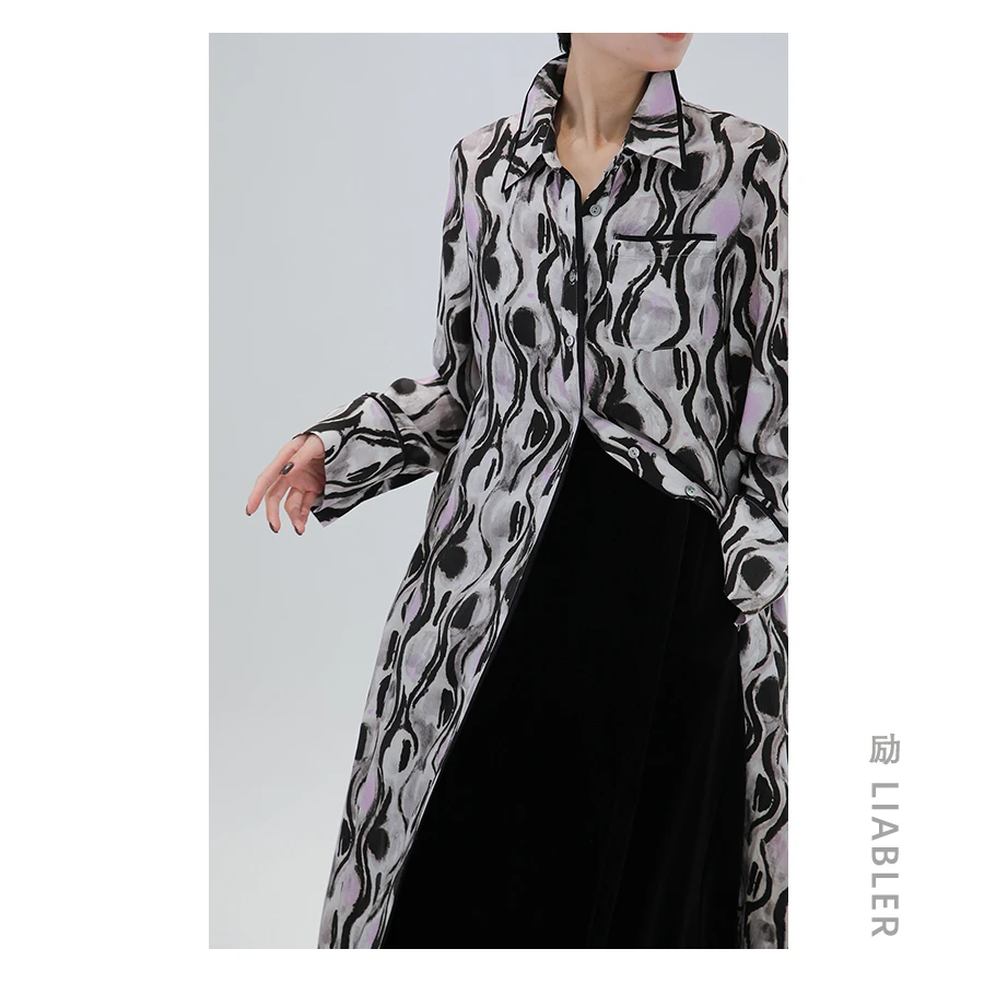 LIABLER/励 叠穿百搭翻领印花早秋长款外套 7E5230