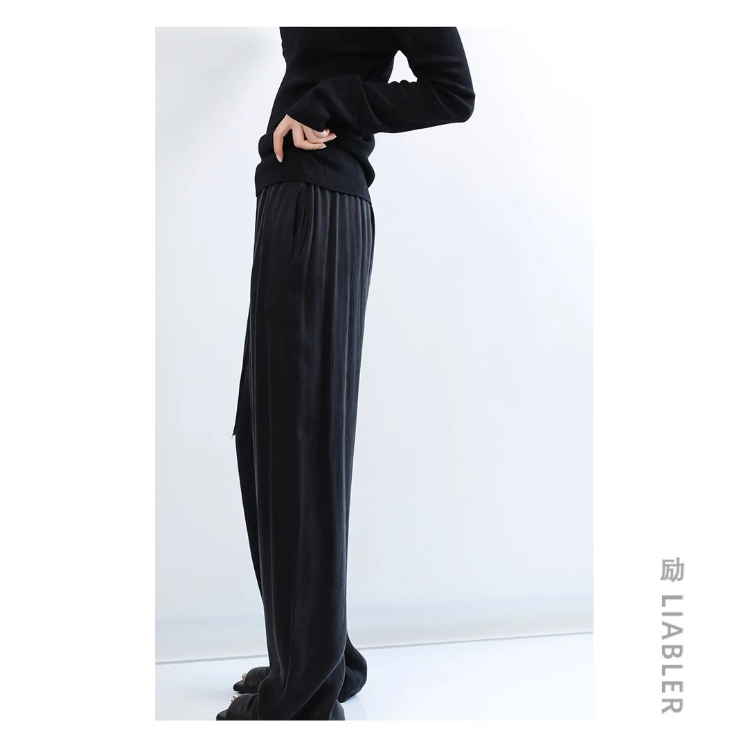 LIABLER/励 慵懒风宽松V领内搭黑色阔腿裤 6I7039