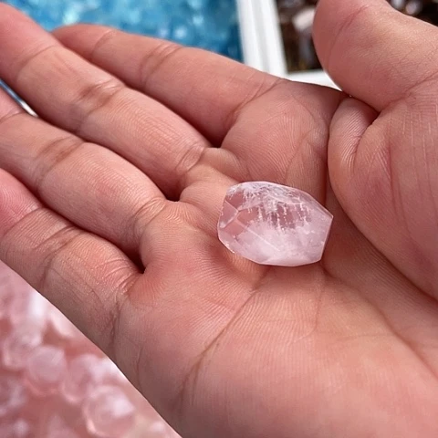 水晶幽灵未镶嵌幽灵