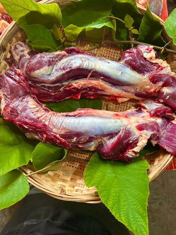 贵州深山土黄牛（小里脊55一斤现场称重）小炒、肉馅