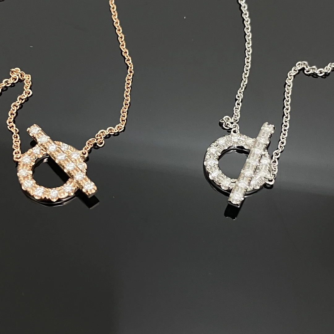 18k钻石项链 玫瑰金 多样性发货其一满钻设计师气质轻奢时尚百搭