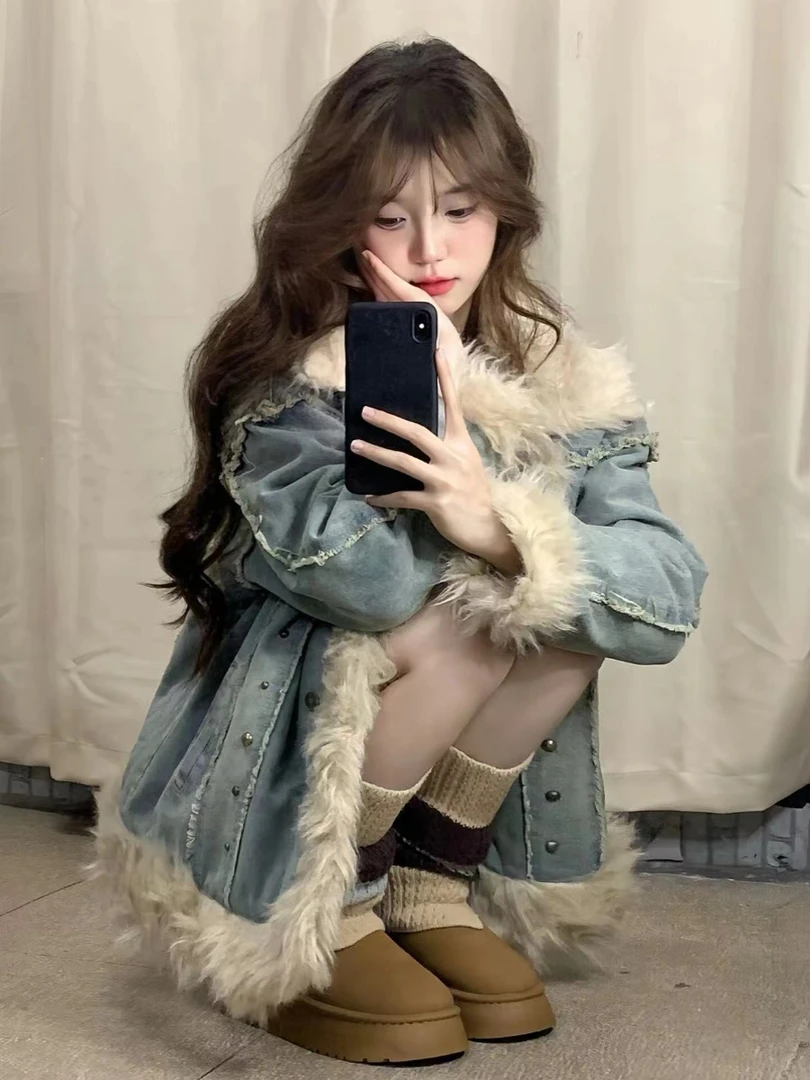 韩系小个子学院风牛仔拼接毛毛外套女秋冬高级感加厚超好看的棉袄