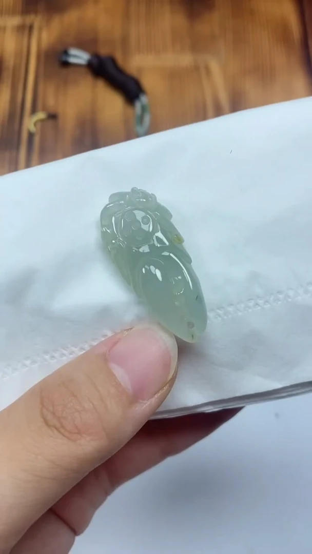 【闪购商品】翡翠颈饰未镶嵌蟹钳