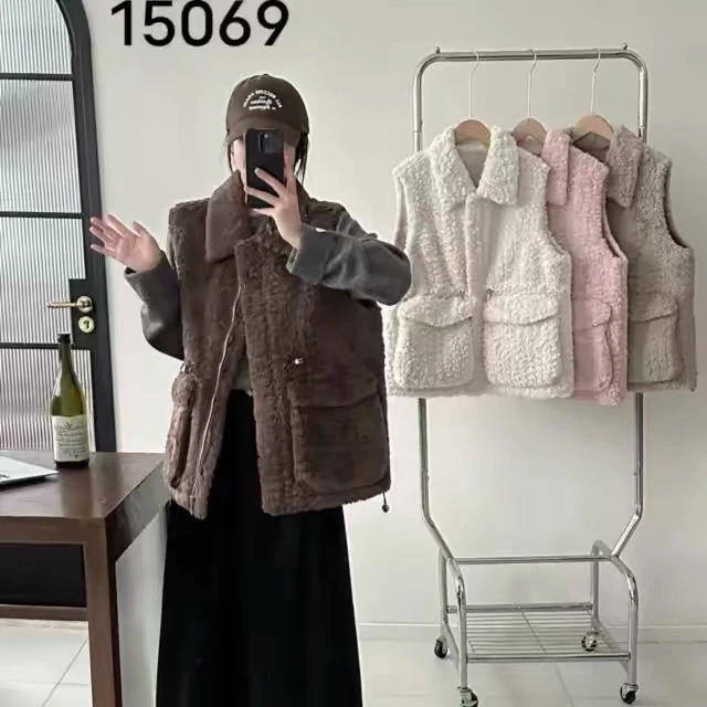 .【复合麂皮绒】秋冬加厚翻领羊羔 毛马甲15069