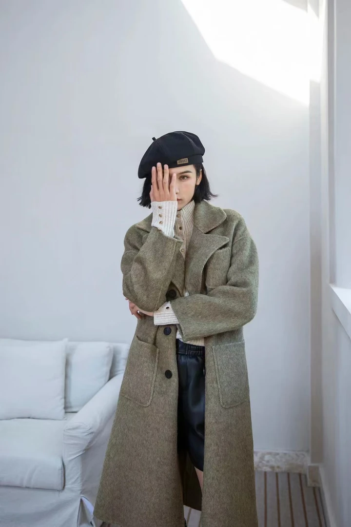 气质文艺女青年通勤外套