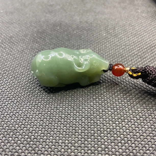 004 20231221和田玉且末小牛