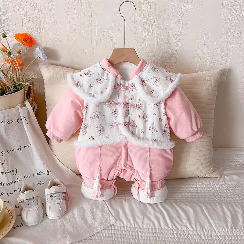 婴儿加厚衣服秋冬季夹棉中国风新生女宝宝拜年服连体衣加绒保暖