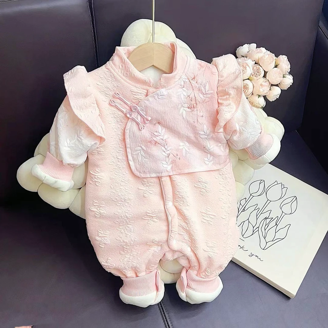 婴儿夹棉古风连体衣宝宝洋气外出服秋冬周岁满月百天公主哈衣爬服