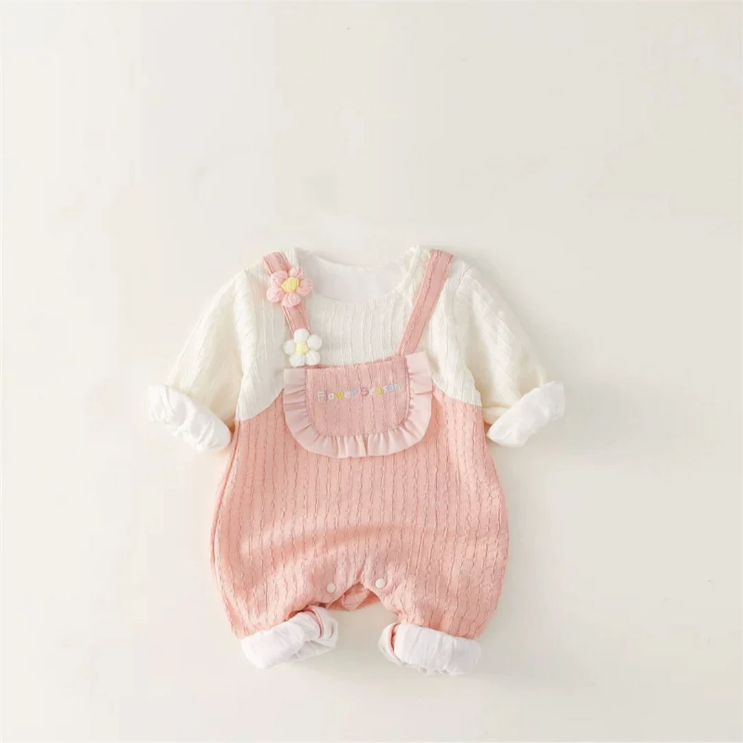 新生婴儿衣服超萌背带假两件哈衣春秋新款女宝宝连体衣外出服爬服