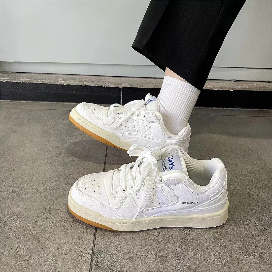 港风男鞋ins超火百搭情侣板鞋2023春季新款运动休闲系带小白鞋女