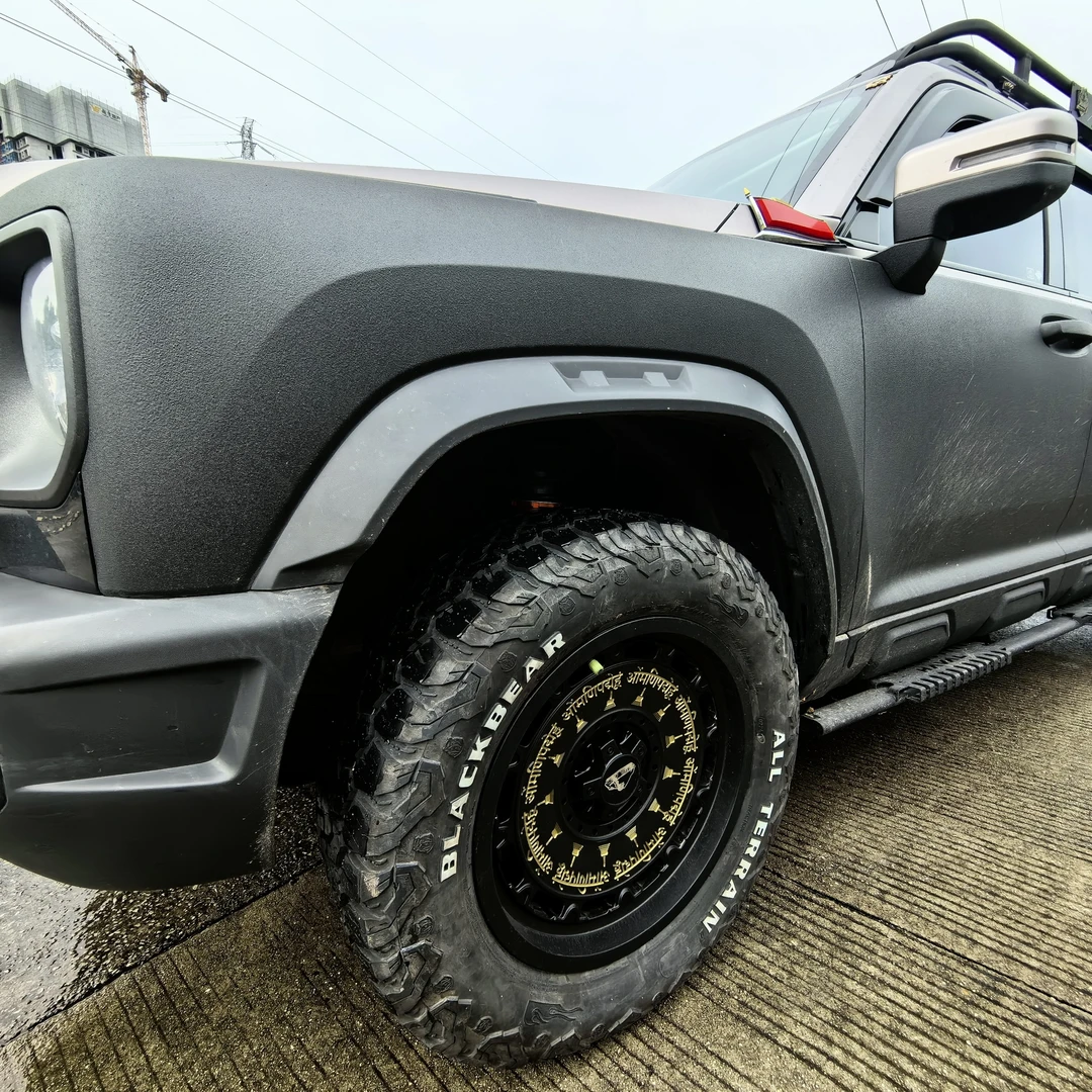 哈弗猛龙冈仁波齐轮眉，无损安装，私聊客服解答问题