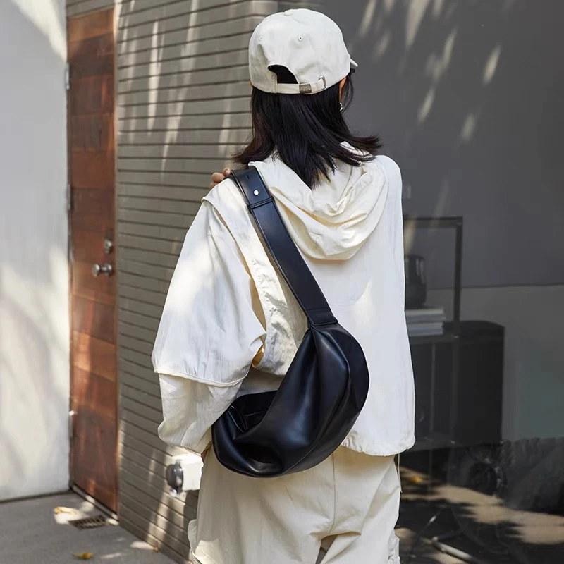按编号P 设计款女士包包