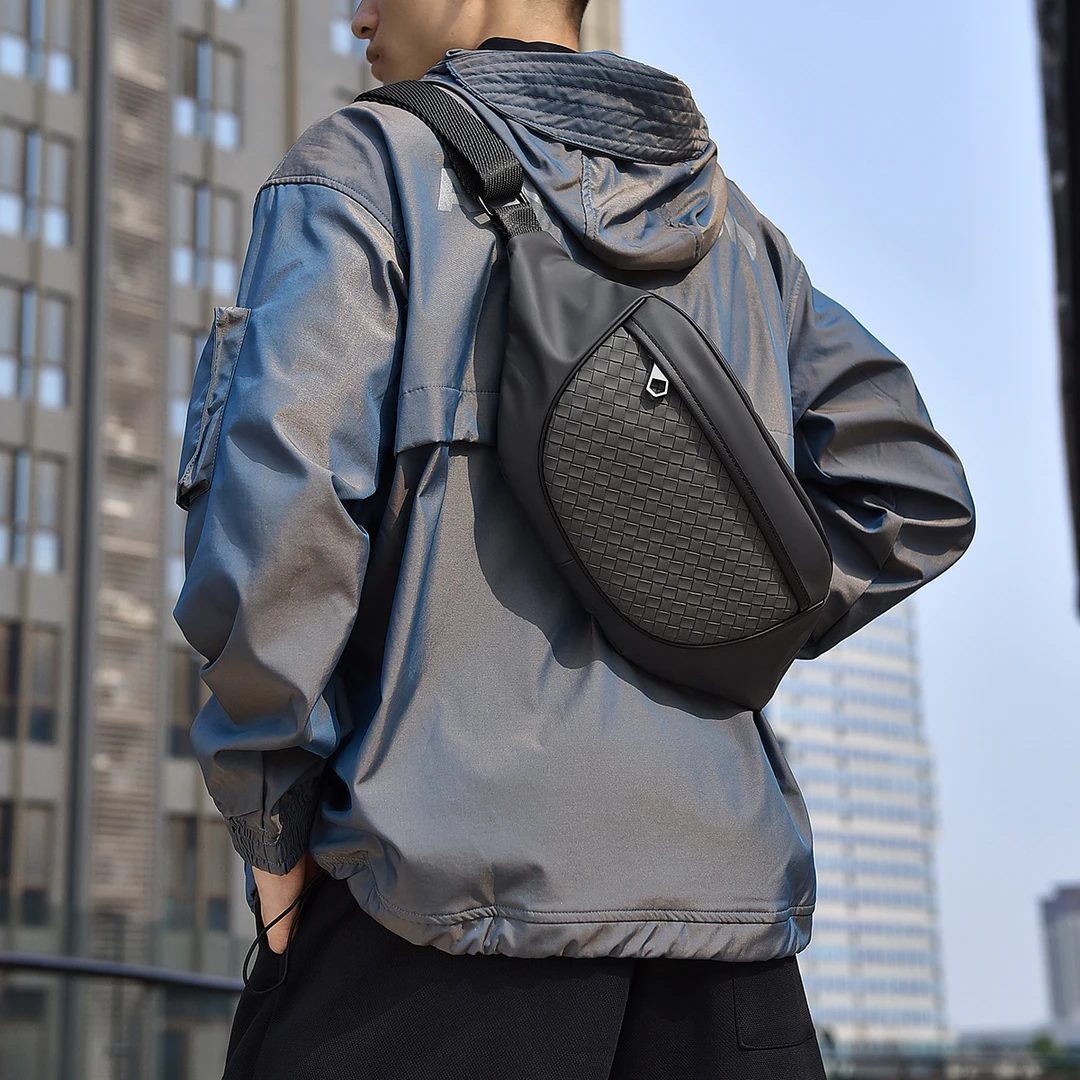 2024新款胸包男款斜挎包休闲通勤腰包男士单肩包机能风潮牌小挎包