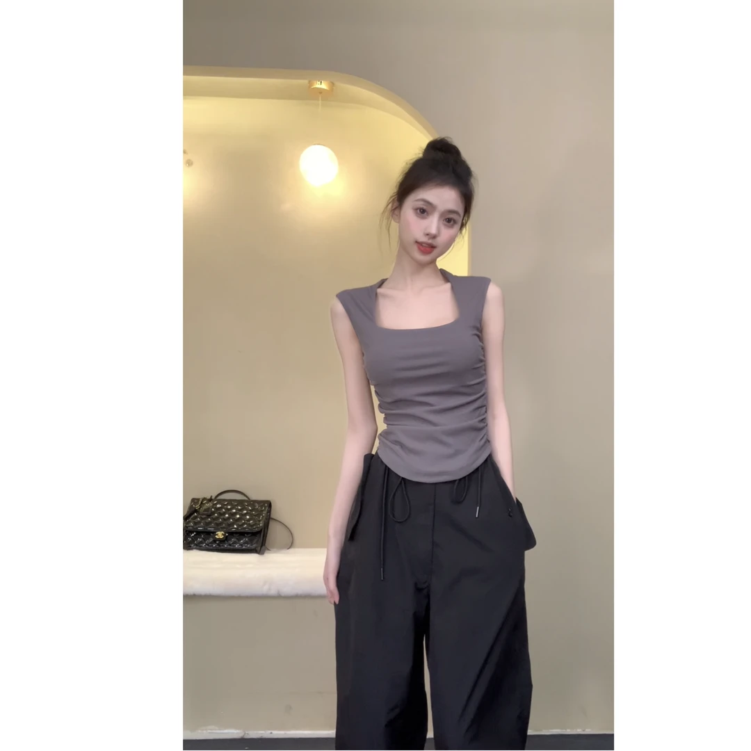 显瘦削肩修身方领无袖t恤女设计感小众辣妹独特别致上衣