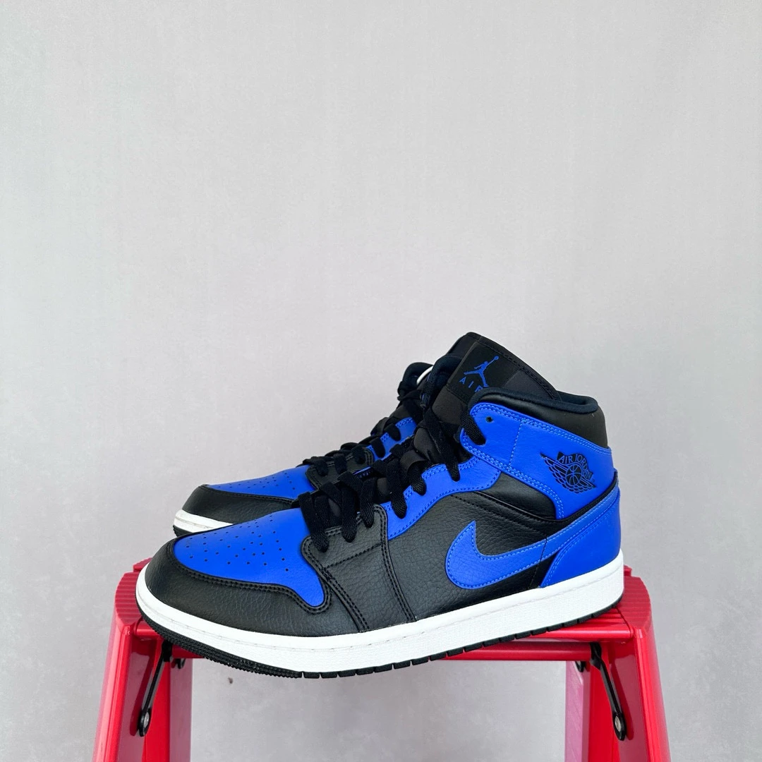 Aj1黑蓝mid 45码  PP2917休闲鞋