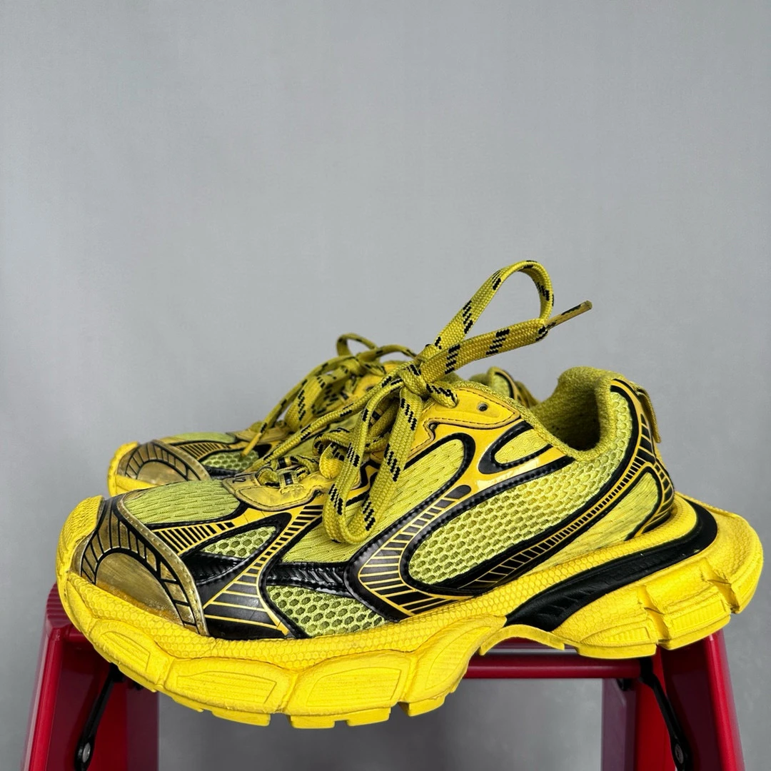 巴黎世家balenciaga 42码黑黄原盒 QQ0253休闲鞋