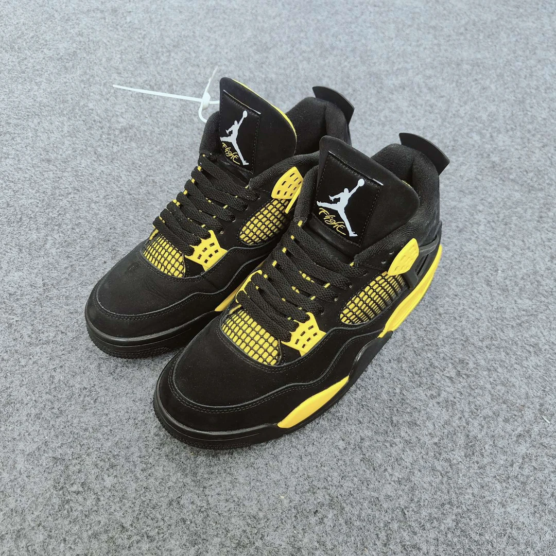 aj4雷公 42.5码无盒 SS2002