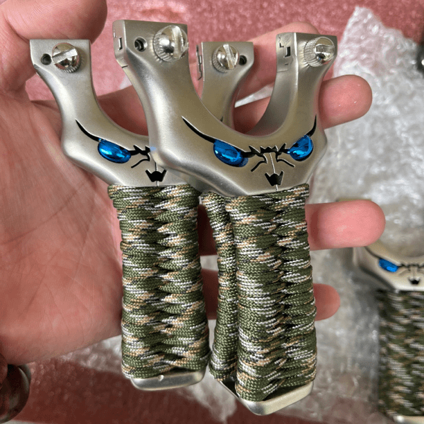 微瑕疵沙眼蓝眼小怪兽玩具把手