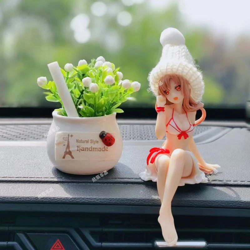 网红主机箱装饰动漫公仔压泡面创意车内中控台摆件亚丝娜塞巴手办