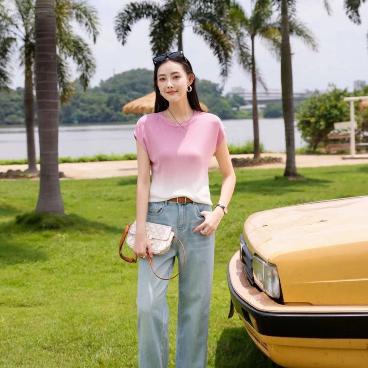 2025夏季新款圓領清新短袖女針織衫薄款漸變色潮流時尚唯美上衣