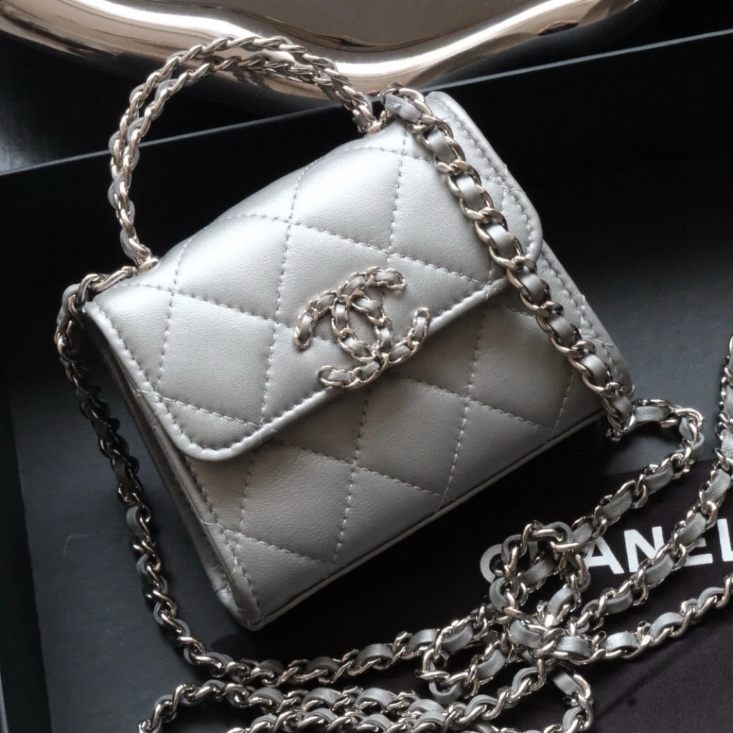 95新 Chanel/香奈儿 23P新款mini kelly手提，敲可爱的，尺寸11x4x9