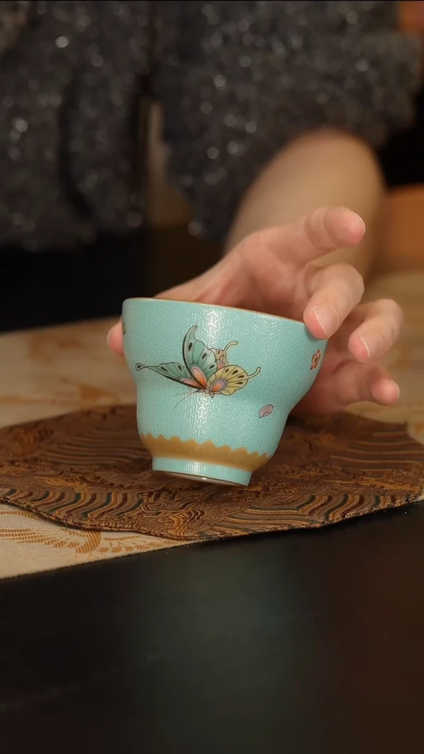 【闪购商品】杯吴云霞             古彩