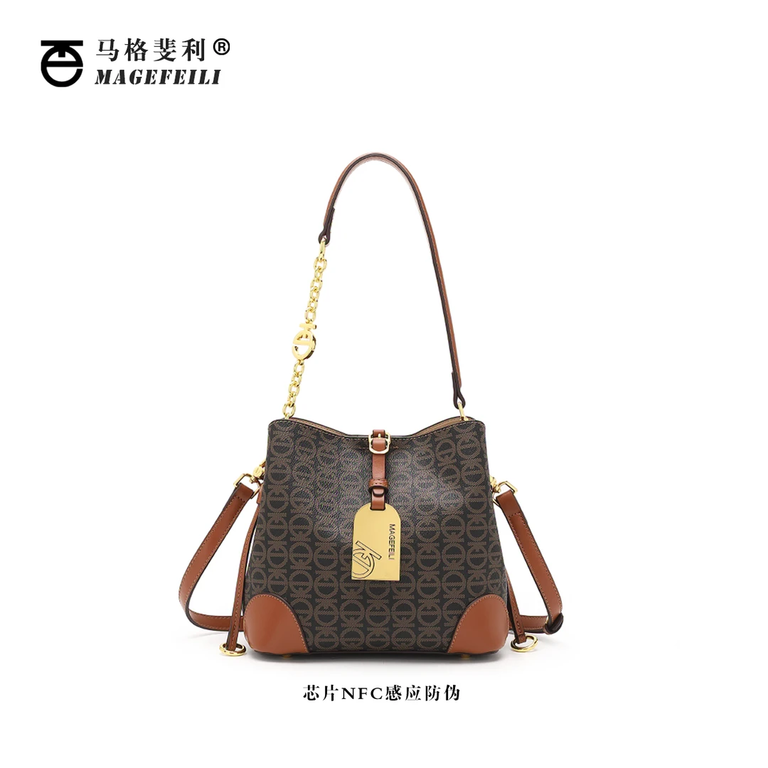 MAGEFEILI/马格斐利女士秋冬新款水桶包百搭单肩斜挎手提包8336