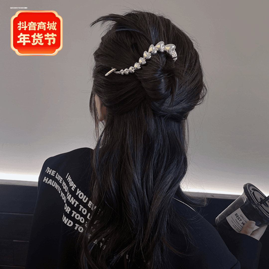 质感时尚头饰爱心扭扭夹后脑勺显白气质发量小众百搭2023少女夹子
