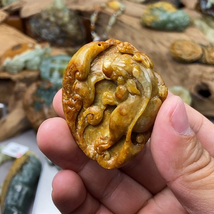 【闪购商品】岫岩河磨玉（透闪石质玉）挂坠未镶嵌阿*