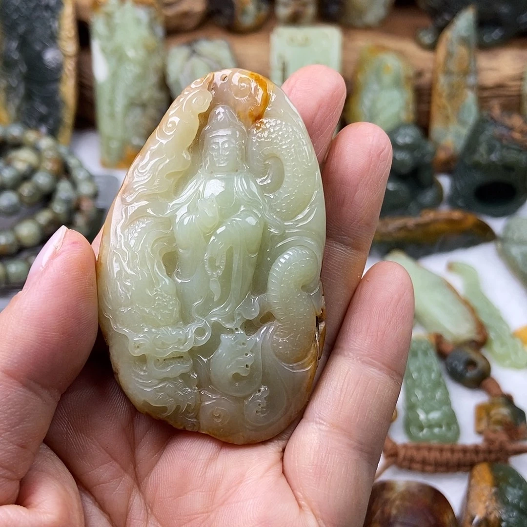 岫岩老玉（透闪石质玉）挂坠未镶嵌天****7