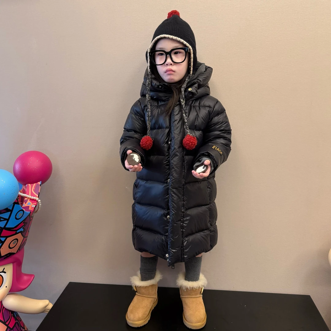 大金定制儿童秋冬新款黑色长款过膝盖洋气黑金鸭绒中长款羽绒服