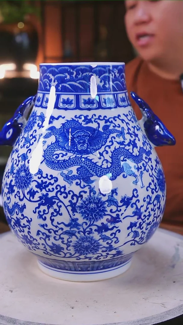 【闪购商品】瓶青花龙纹鹿首福桶尊 高28 直径24