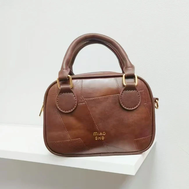 爆款保龄球包2024新款复古百搭洋气小包包气质时尚简约单肩斜挎包